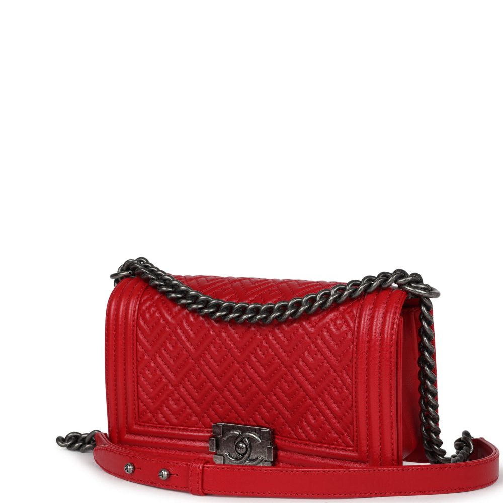 Chanel Old Medium Boy Bag Red Lambskin Aged Ruthenium Hardware - Image 5