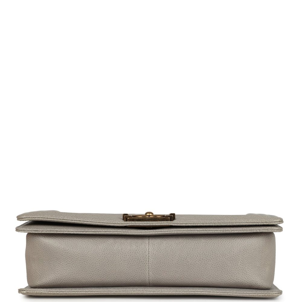 Pre-owned Chanel New Medium Boy Bag Grey Caviar Antique Gold Hardware - Image 6