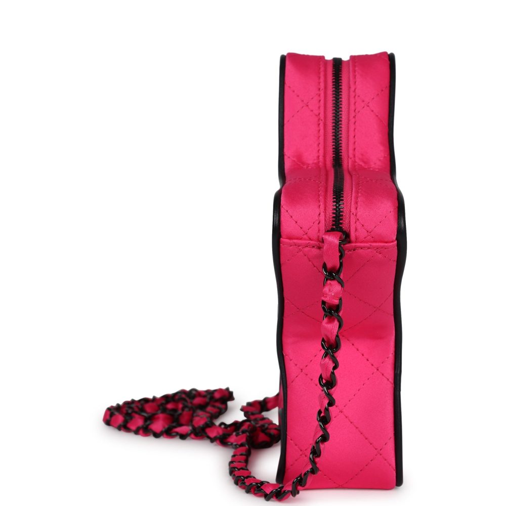 Chanel CC Star Bag Fuchsia and Black Satin Black Metal Hardware - Image 6