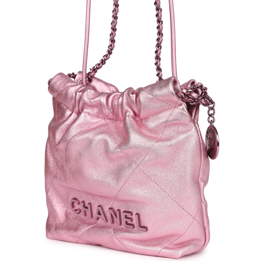Chanel Mini 22 Bag Pink Metallic Lambskin Lacquered Metal Hardware - Image 5