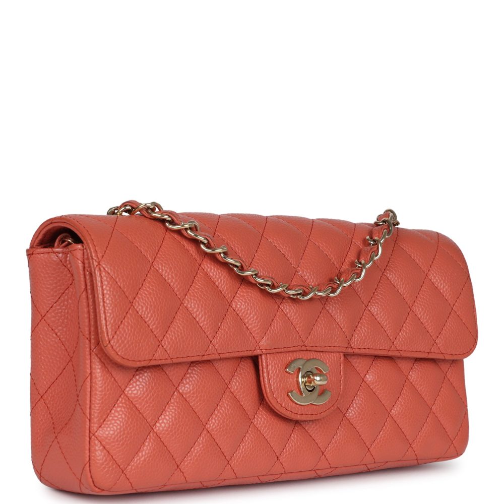 Pre-owned Chanel Classic East West Single Flap Coral Caviar Light Gold Hardware - Image 2