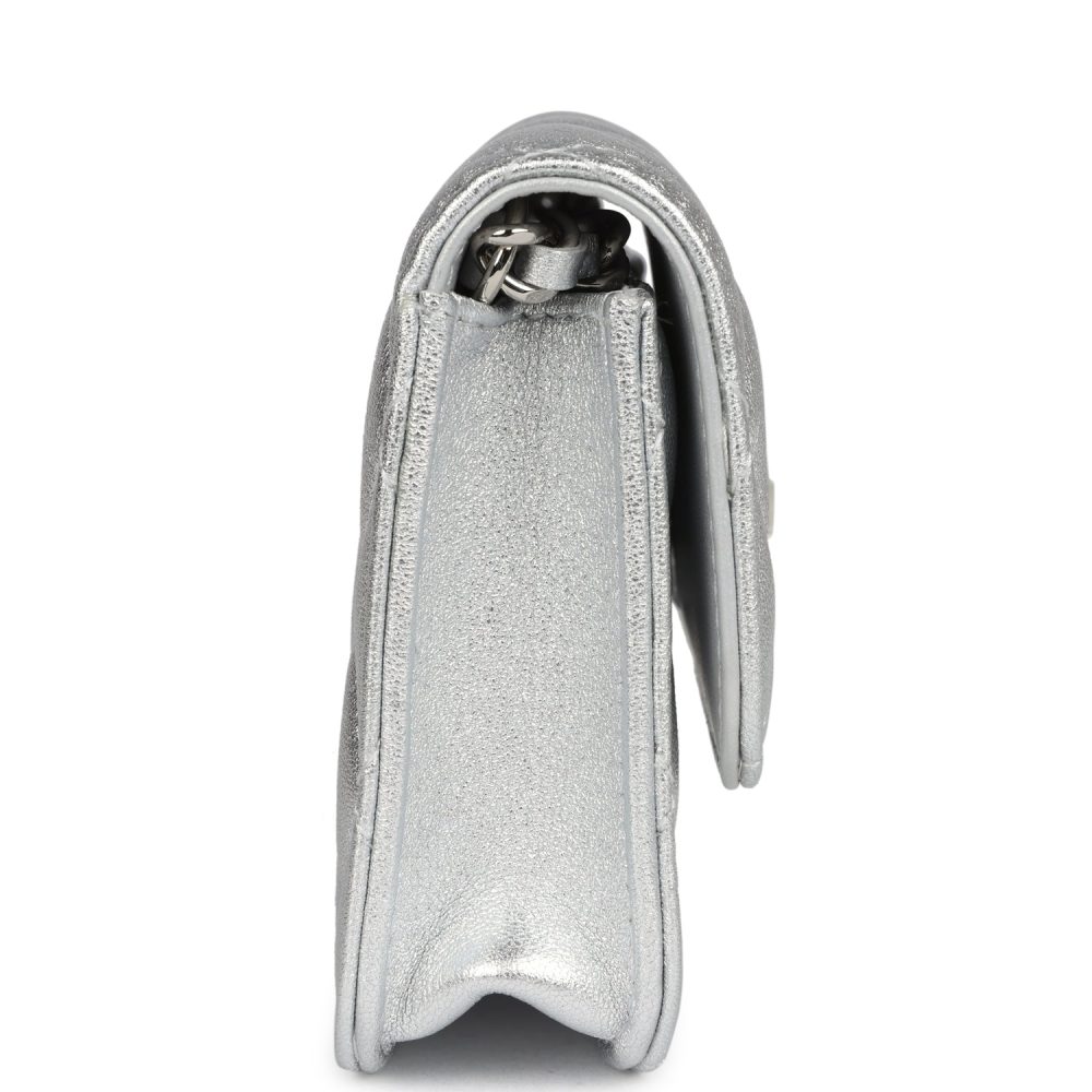 Chanel Crystal CC Walk Of Fame Clutch Wallet Silver Metallic Goatskin Silver Hardware - Image 4