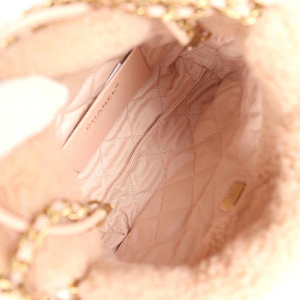 Chanel Mini 22 Bag Light Pink Shearling Gold Hardware - Image 9