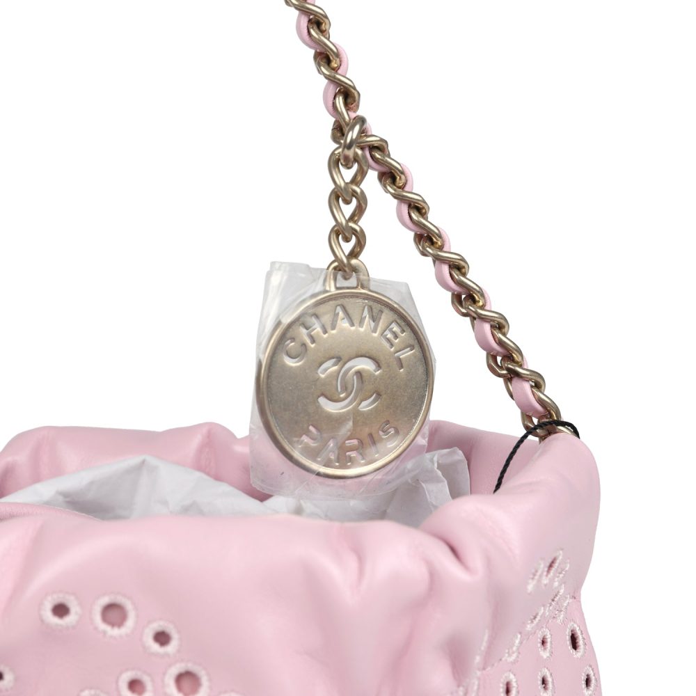 Chanel Mini 22 Bag Pink Shiny Calfskin Brushed Gold Hardware - Image 6