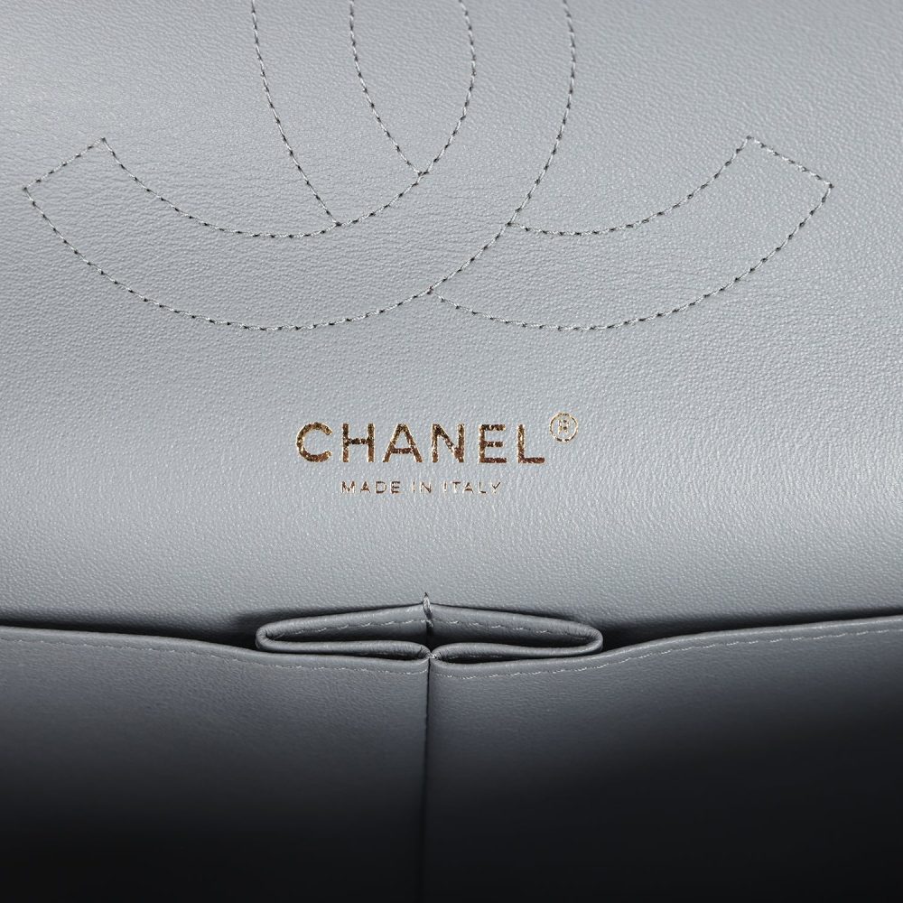 Chanel Jumbo Classic Double Flap Bag Light Grey Shiny Caviar Light Gold Hardware - Image 8
