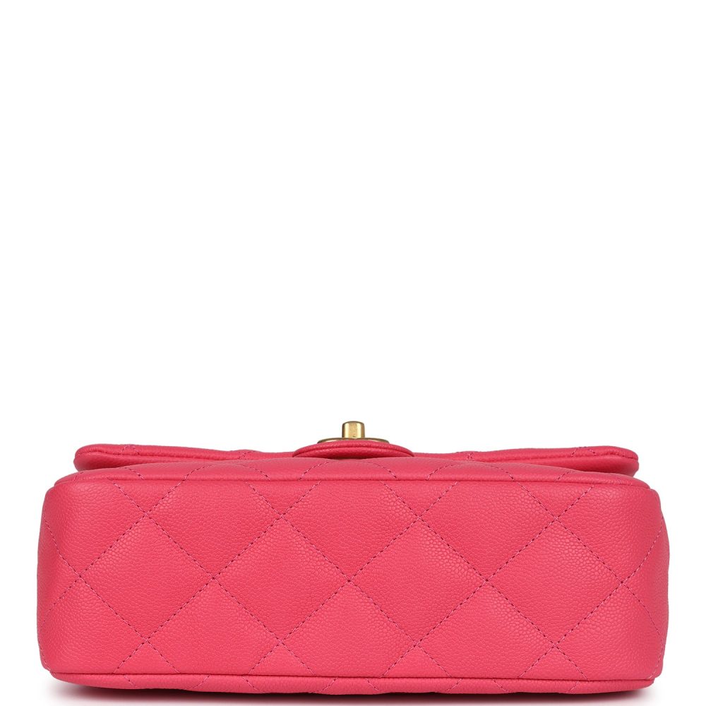Chanel Medium Sweetheart Crush Flap Bag Pink Caviar Antique Gold Hardware - Image 6