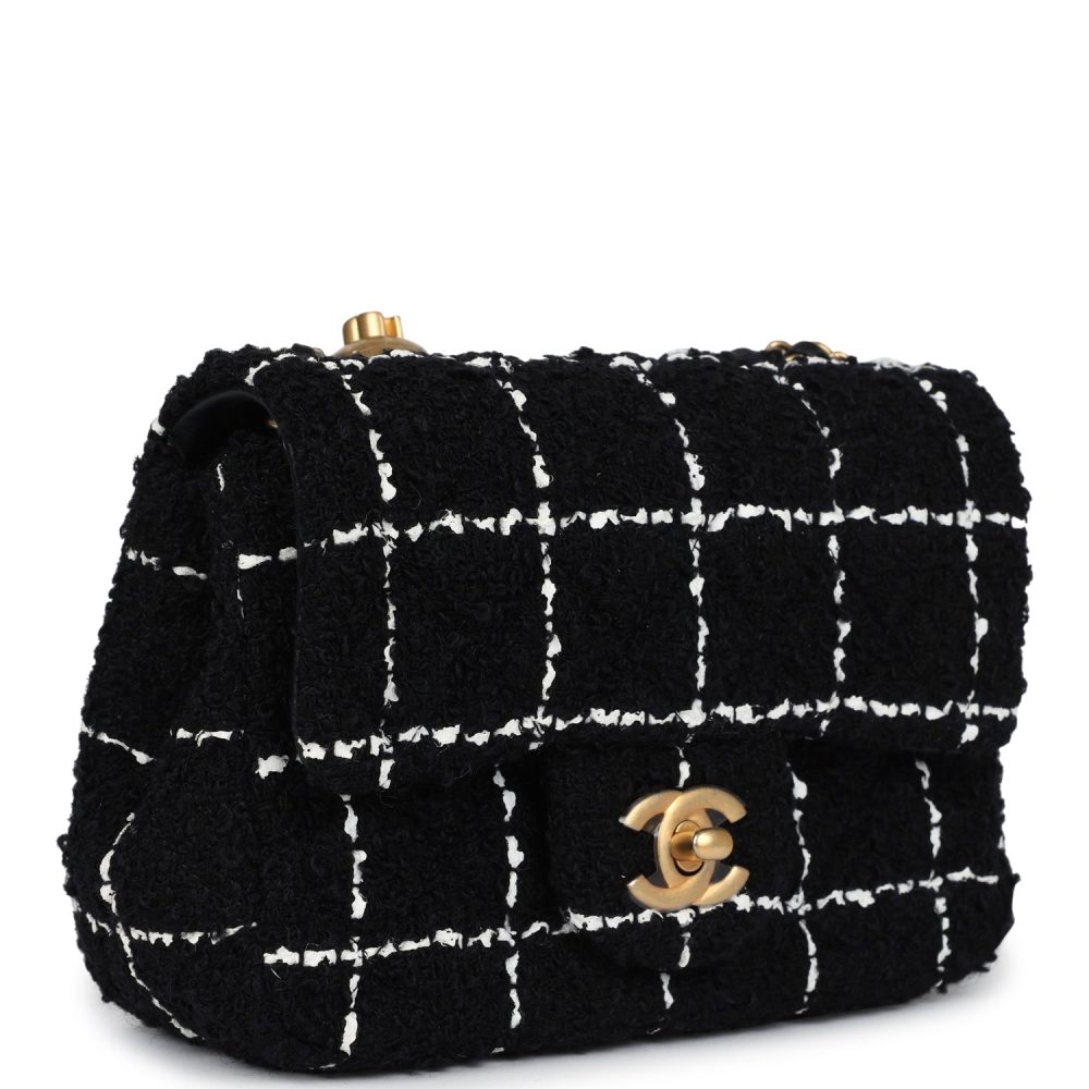 Chanel Mini Pearl Crush Square Flap Bag White and Black Tweed Antique Gold Hardware - Image 2