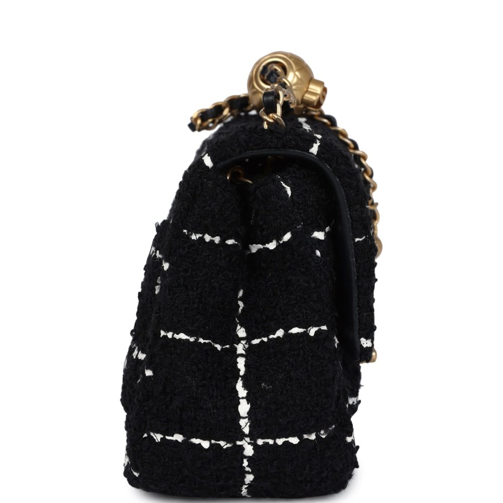 Chanel Mini Pearl Crush Square Flap Bag White and Black Tweed Antique Gold Hardware - Image 4