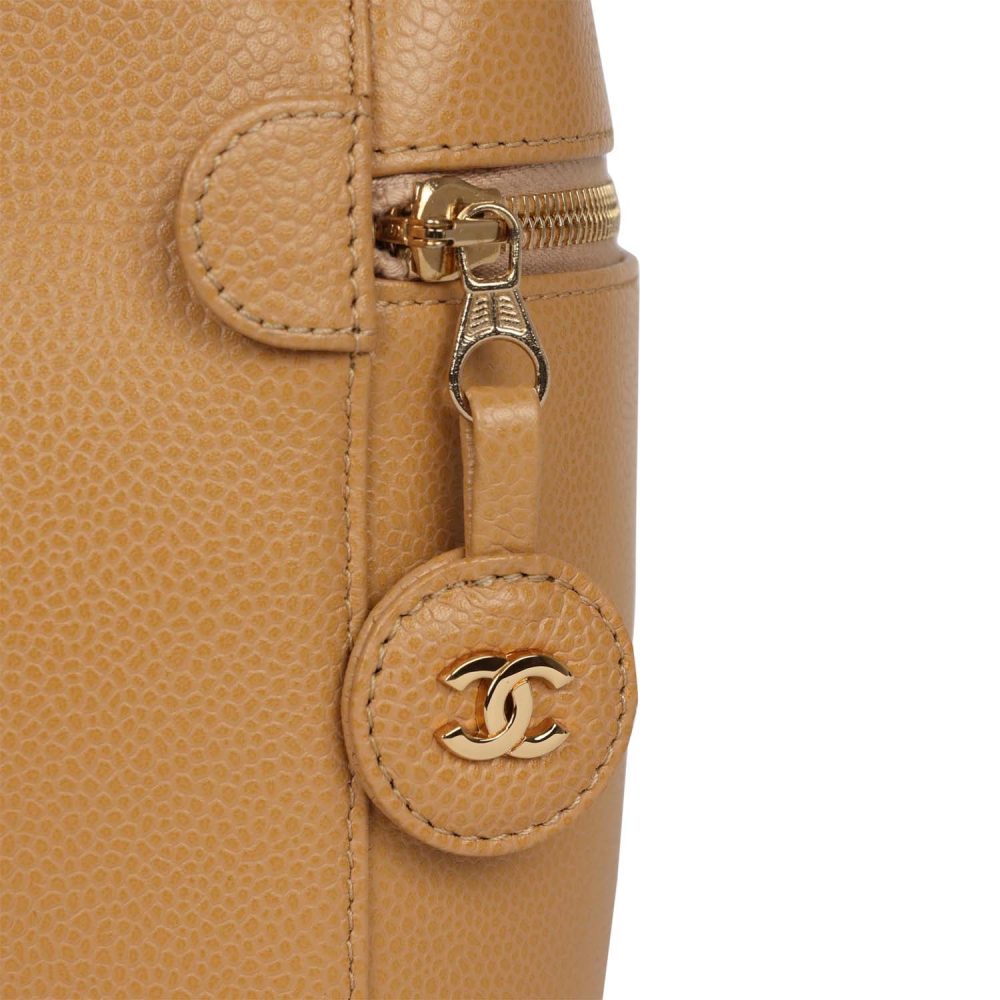 Vintage Chanel Vanity Dark Beige Caviar Gold Hardware - Image 6