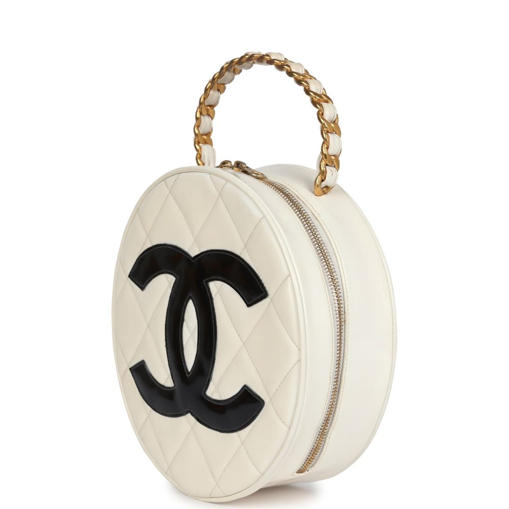 Vintage Chanel Round Vanity Bag White and Black Patent Leather Antique Gold Hardware - Image 5