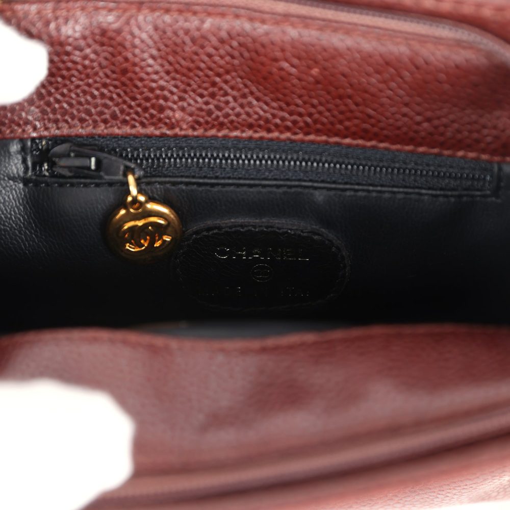 Vintage Chanel CC Shoulder Bag Brown Caviar Gold Hardware - Image 9