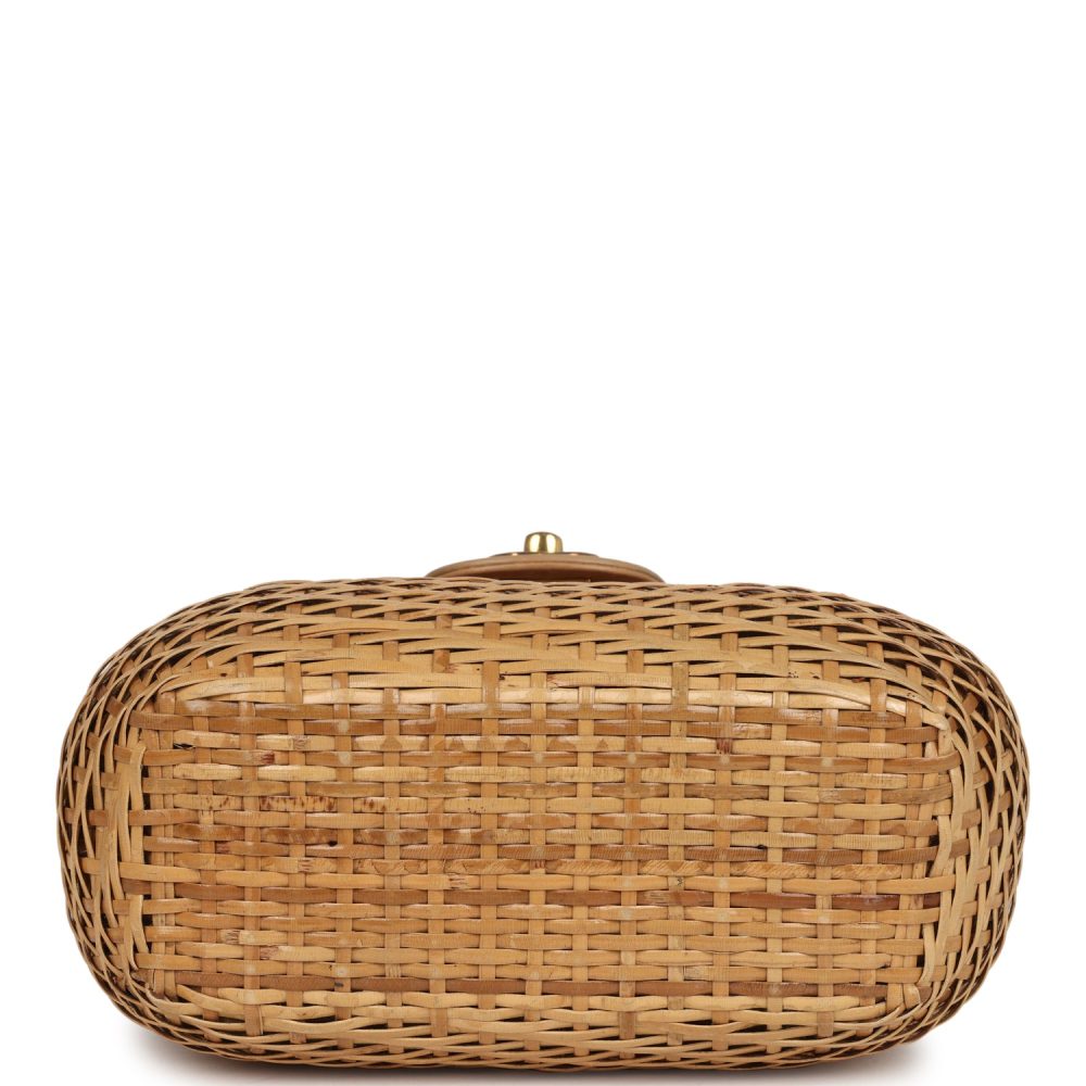 Vintage Chanel Basket Bag Beige Lambskin and Rattan Wicker Gold Hardware - Image 7