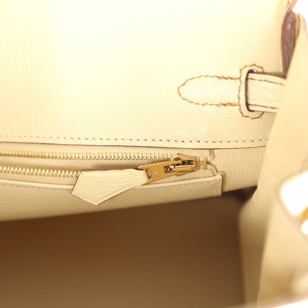 Hermes Special Order (HSS) Birkin 25 Vanille Matte Alligator Brushed Gold Hardware - Image 9