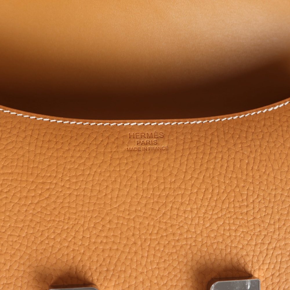 Hermes Constance 1-24 Naturel Sable Vache Naturel Graine Palladium Hardware - Image 8