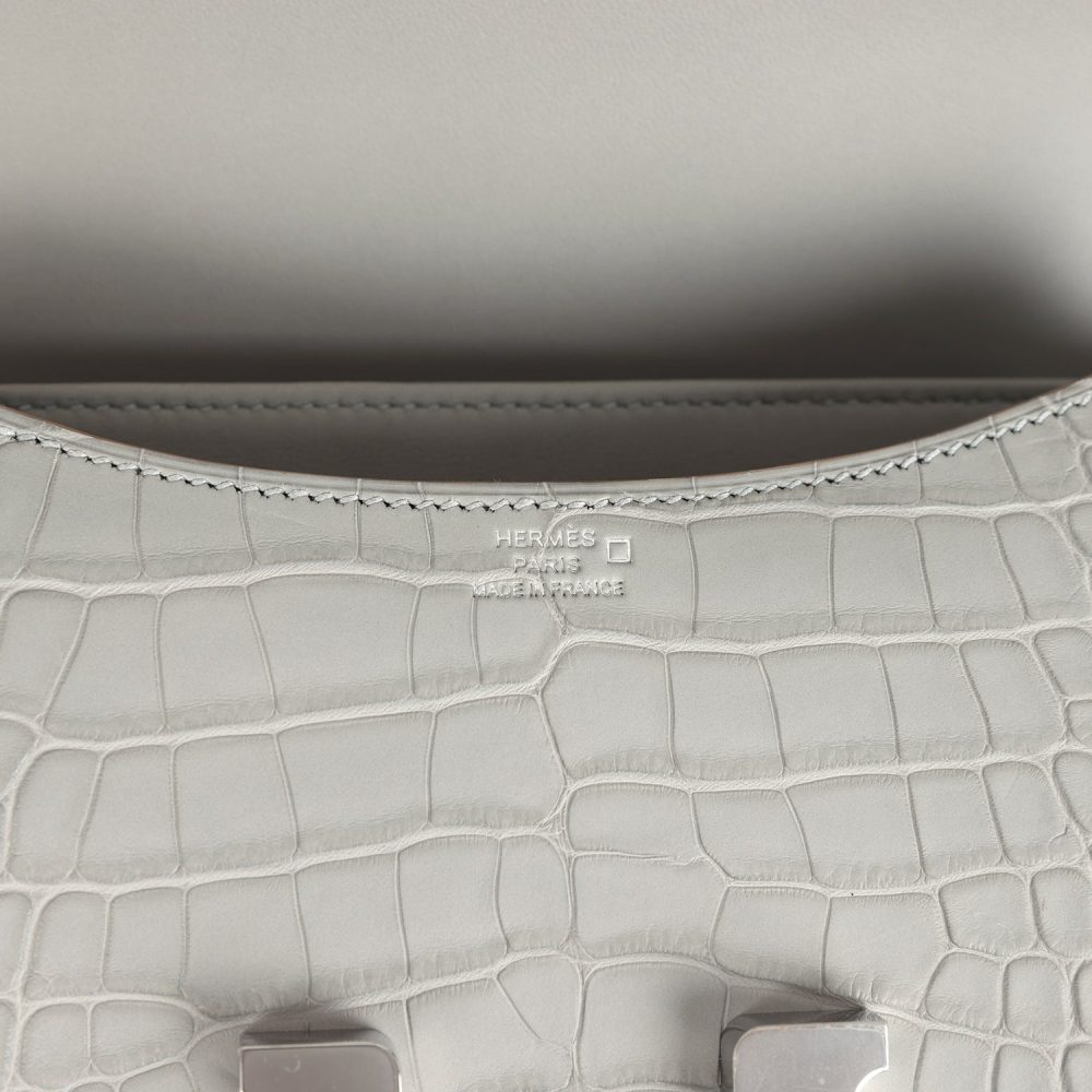 Hermes Constance 18 Gris Perle Matte Alligator Palladium Hardware - Image 8