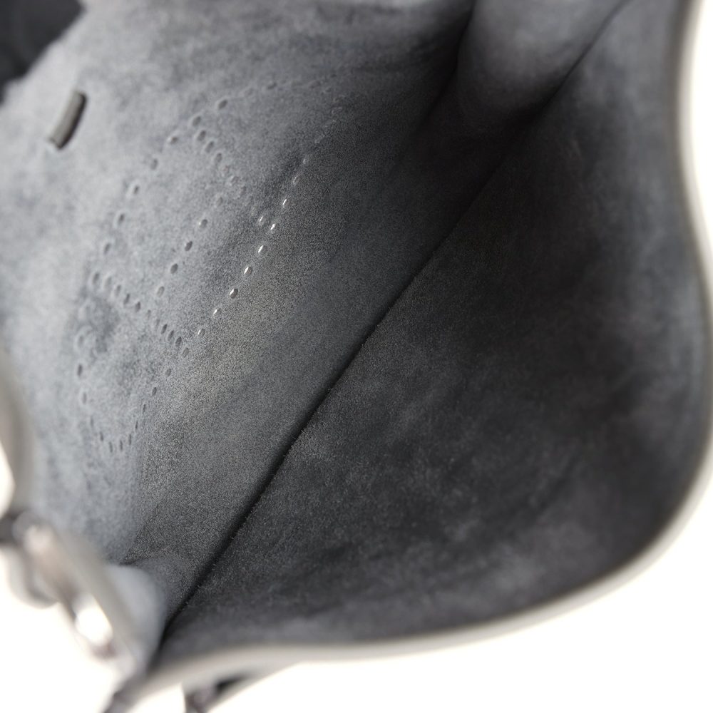 Hermes Evelyne III PM Gris Meyer Clemence Palladium Hardware - Image 8