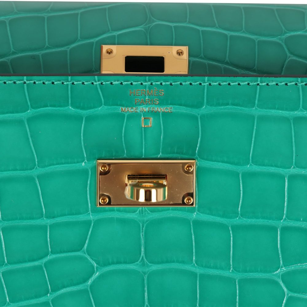 Hermes Kelly Pocket Long Wallet Vert Jade Shiny Alligator Gold Hardware - Image 7