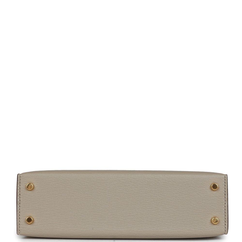 Hermes Special Order (HSS) Kelly Sellier 20 Gris Tourterelle and Nata Chevre Gold Hardware - Image 6