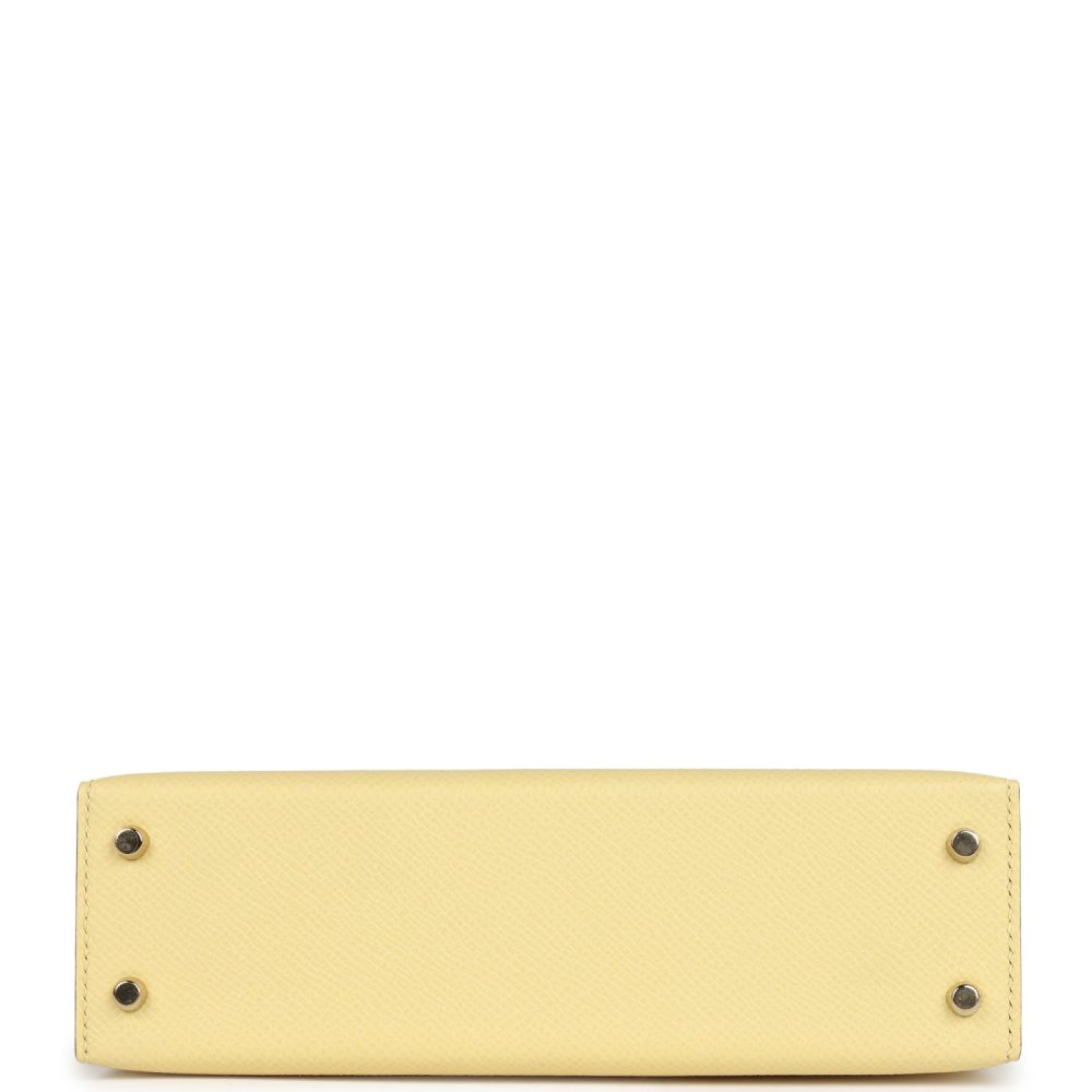 Hermes Special Order (HSS) Kelly Sellier 20 Jaune Poussin Verso Epsom Permabrass Hardware - Image 6