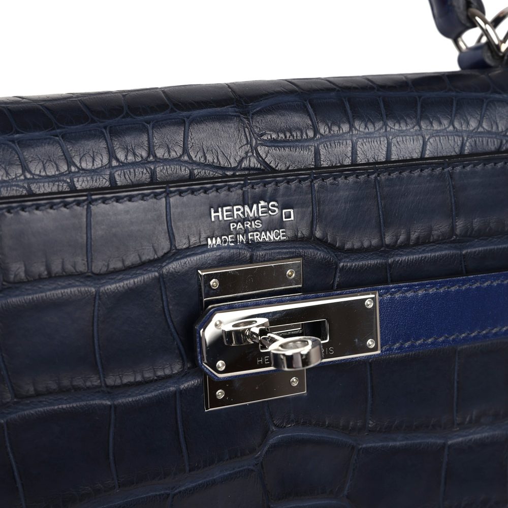 Pre-owned Hermes Kelly Retourne 35 Bleu Indigo Matte Alligator and Bleu Saphir Swift and Clemence Palladium Hardware - Image 7