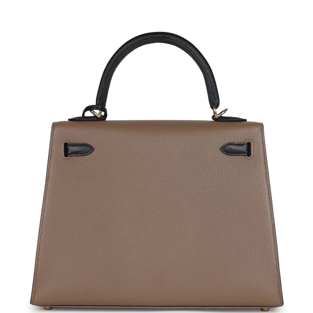 Hermes Special Order (HSS) Kelly Sellier 25 Black and Etoupe Chevre Mysore Permabrass Hardware - Image 4