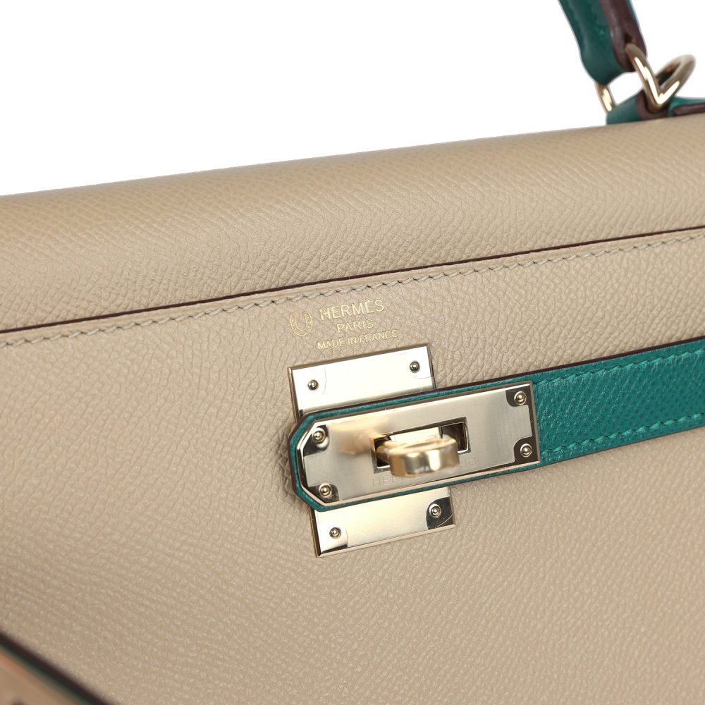 Hermes Special Order (HSS) Kelly Sellier 28 Malachite and Trench Epsom Permabrass Hardware - Image 7