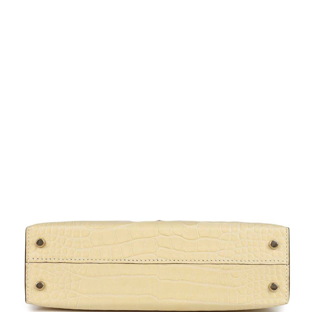Hermes Special Order (HSS) Kelly Sellier 20 Vanille and Vert D'Eau Matte Alligator Permabrass Hardware - Image 6