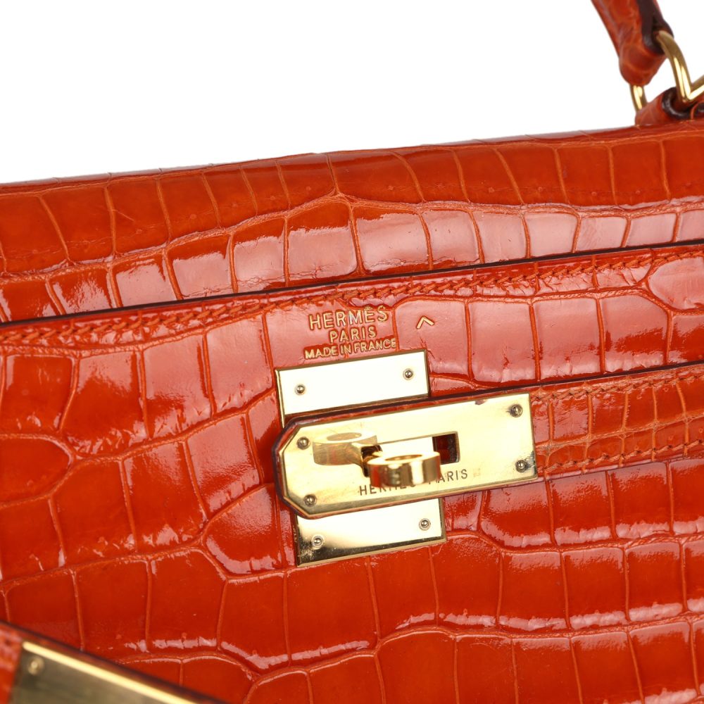 Vintage Hermes Kelly Sellier 28 Orange Shiny Porous Crocodile Gold Hardware - Image 7