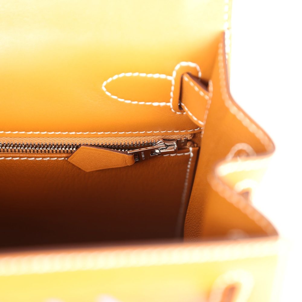 Hermes Kelly Sellier 28 "Painted Quadrige" Naturel Sable Butler Palladium Hardware - Image 9