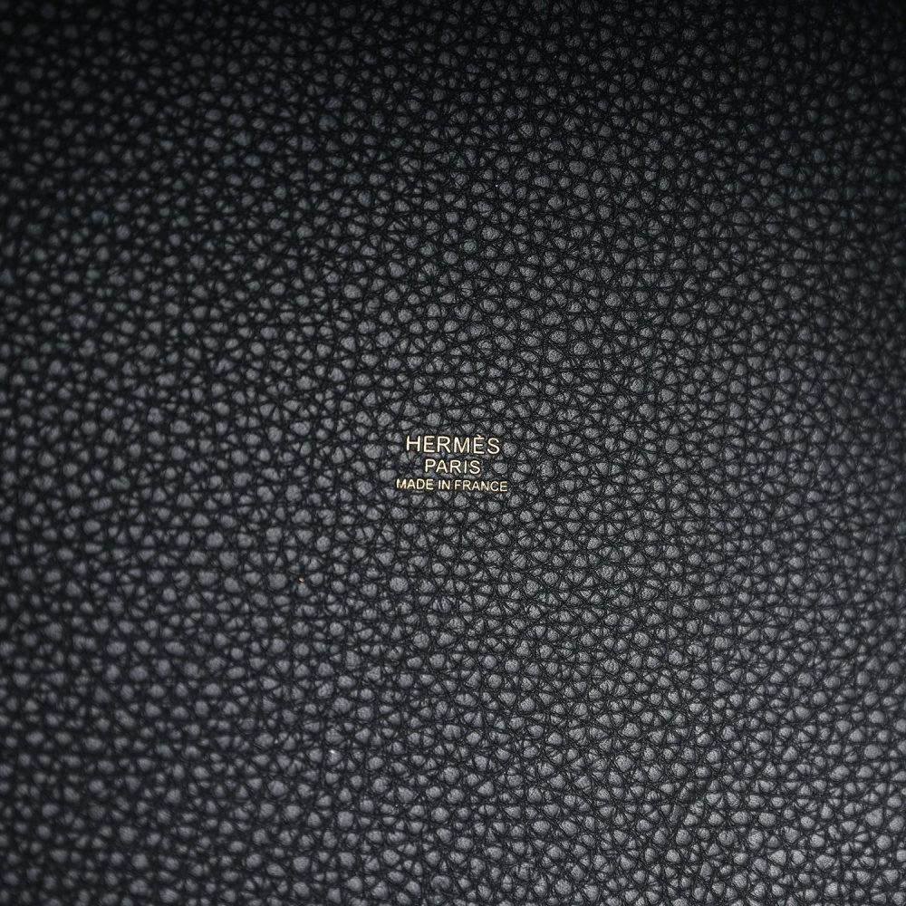 Hermes Picotin Lock 22 Black Clemence Gold Hardware - Image 6